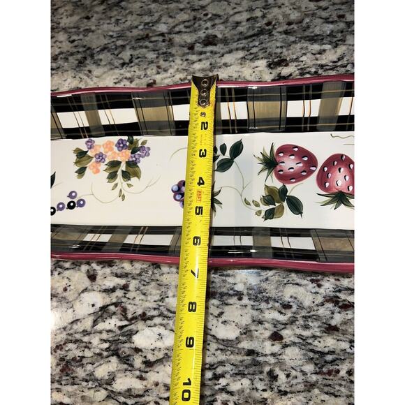 Oneida Strawberry Plaid Rectangle Serving Plate 18 x 7 Charcuterie Dessert Bread - Picture 8 of 8